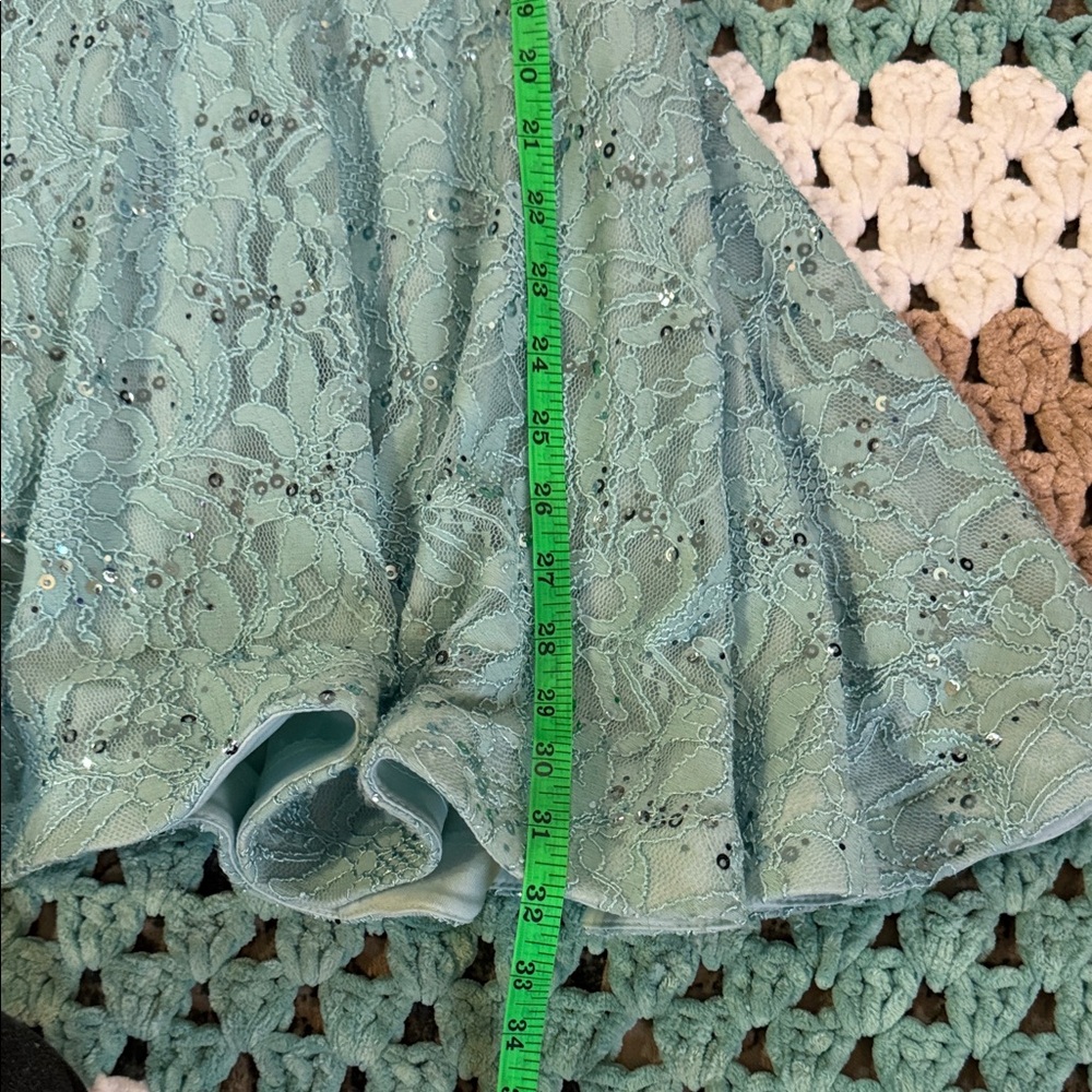 Windsor Blue Teal  Lace Sequins Halter Prom Mini Dress Womans sz 1 / 2 Small - Picture 5 of 6